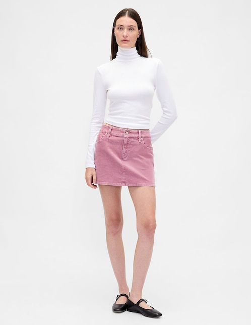 Falda mini a la cadera