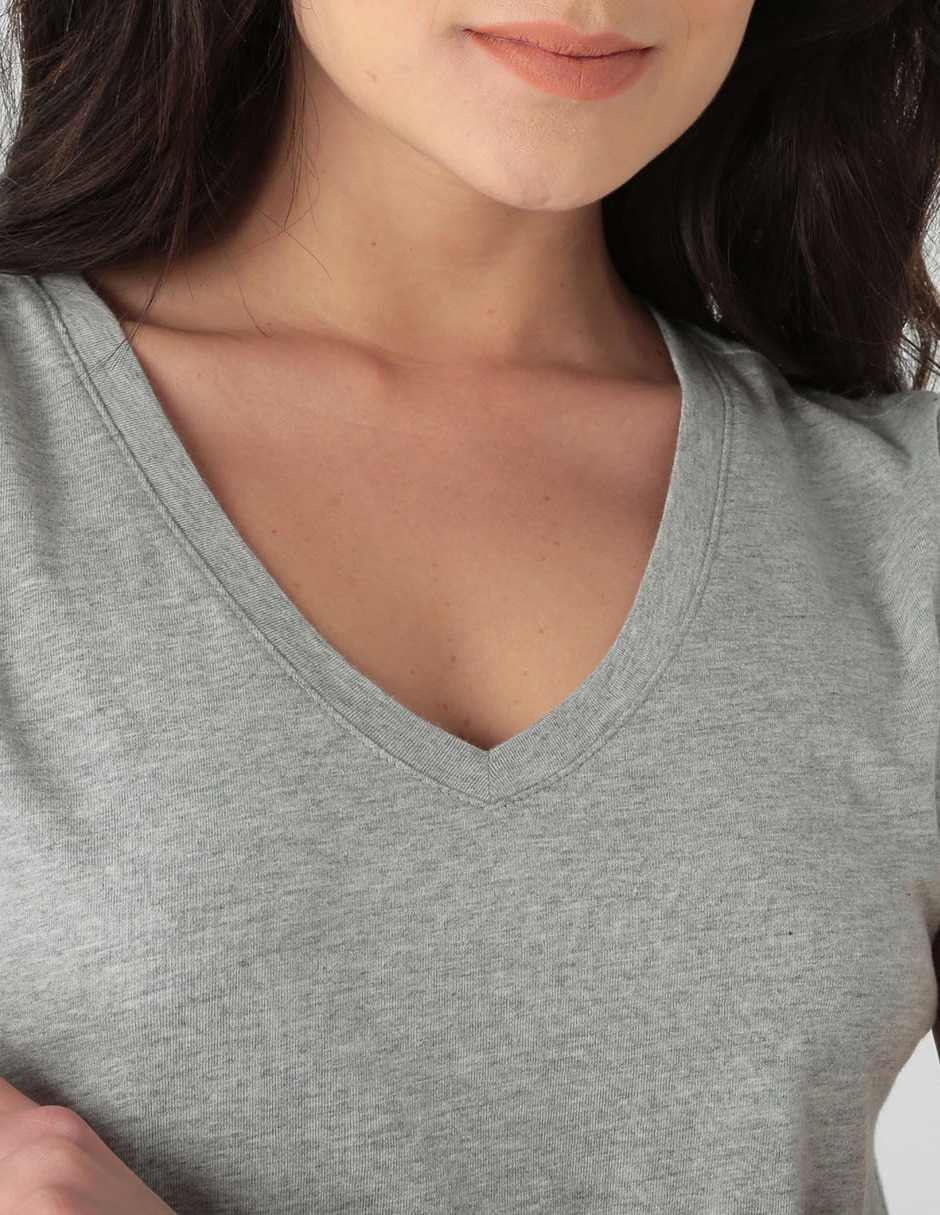 Playera manga corta cuello V para mujer 2