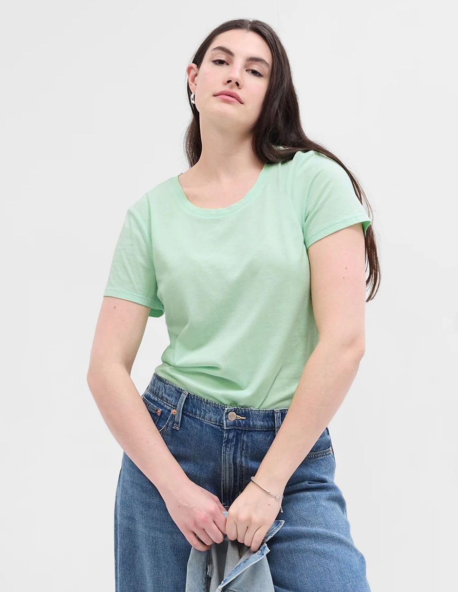 Playera manga corta cuello redondo para mujer