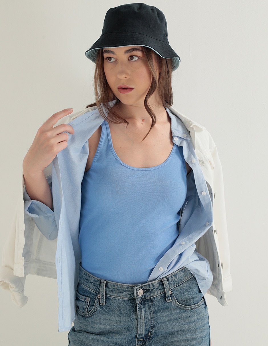 Playera cuello redondo para mujer