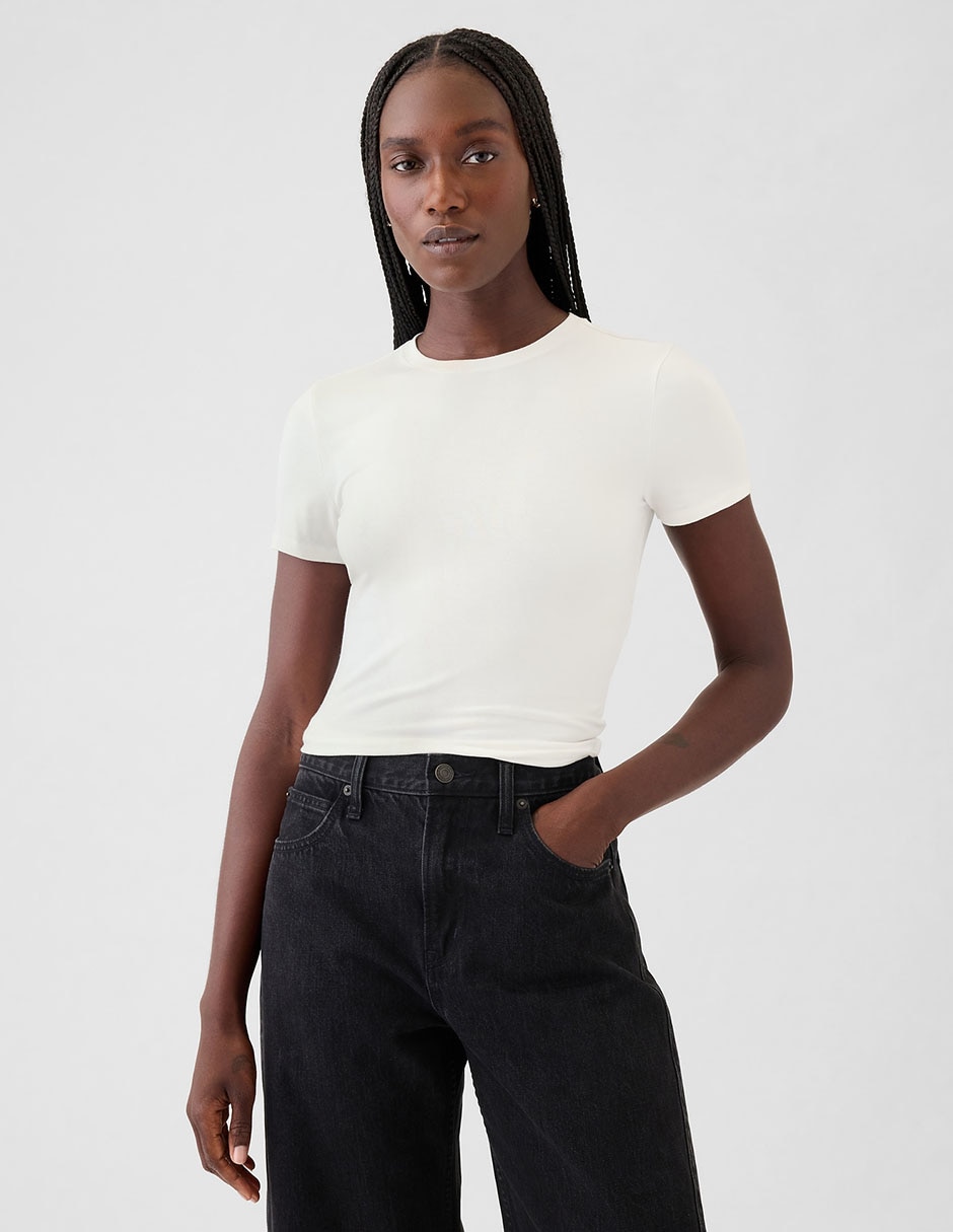 Playera manga corta cuello redondo para mujer