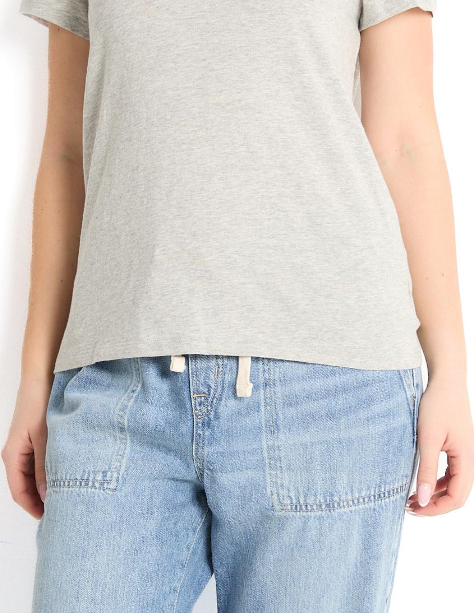 Playera manga corta cuello V para mujer 5