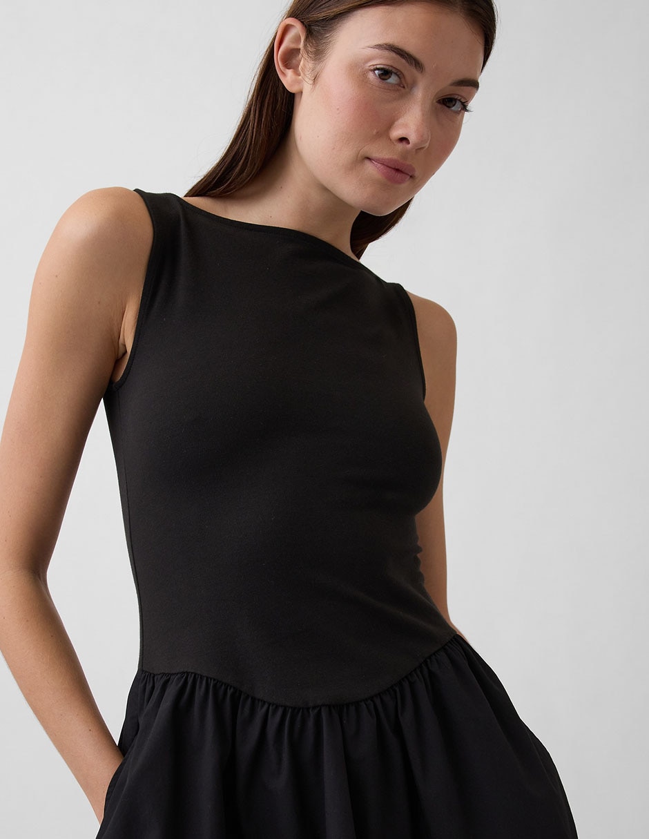 Vestido corto de fiesta escote regular 4