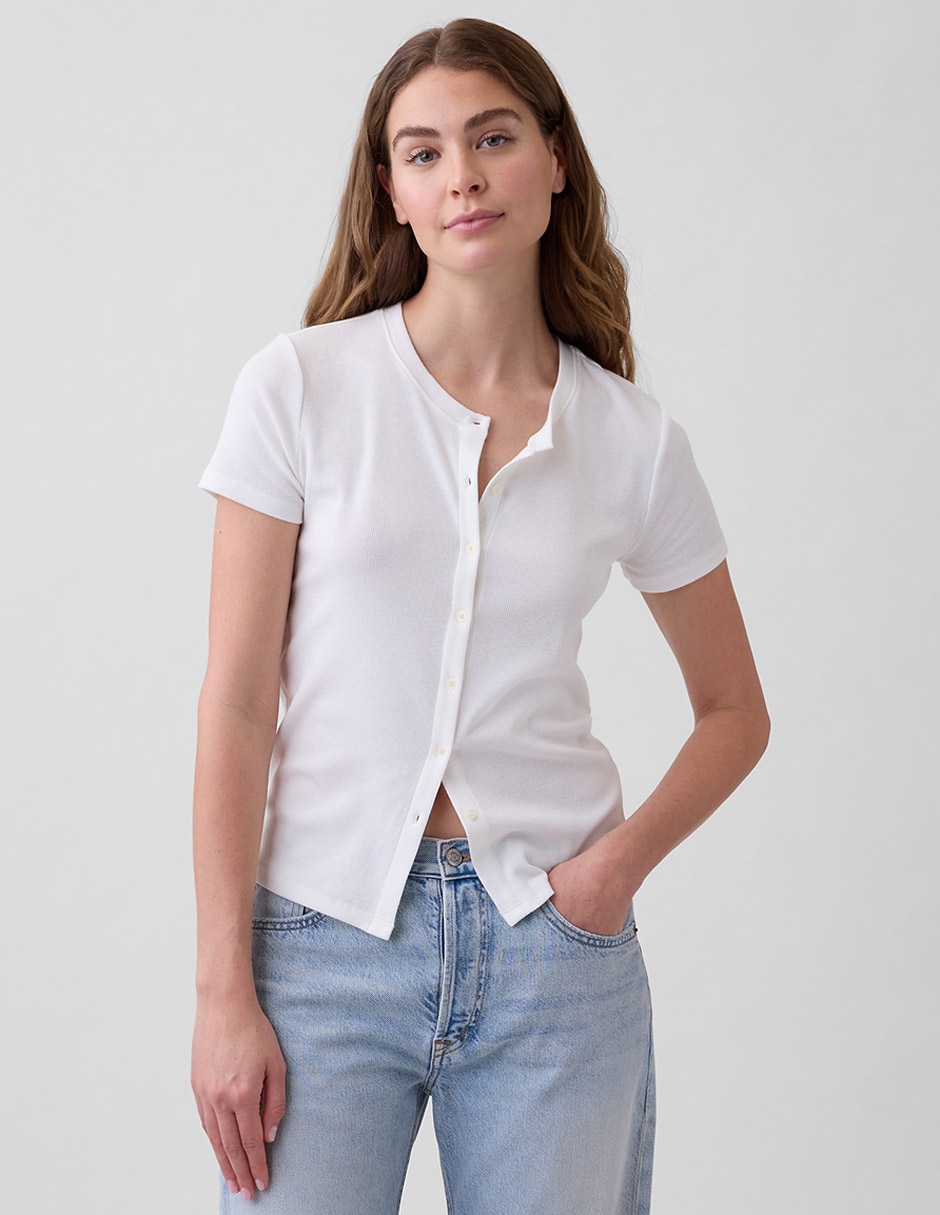 Playera manga corta cuello con botón para mujer