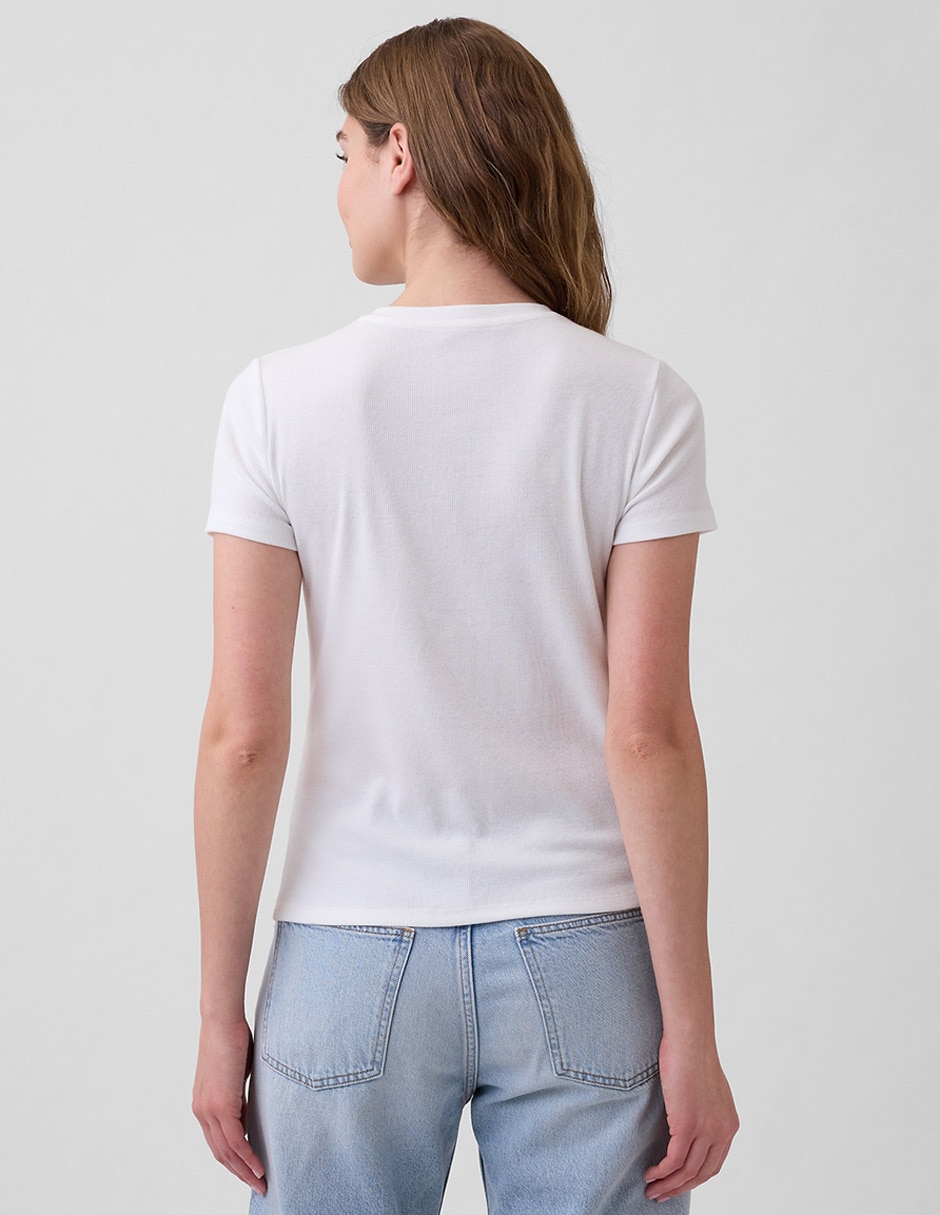 Playera manga corta cuello con botón para mujer 2