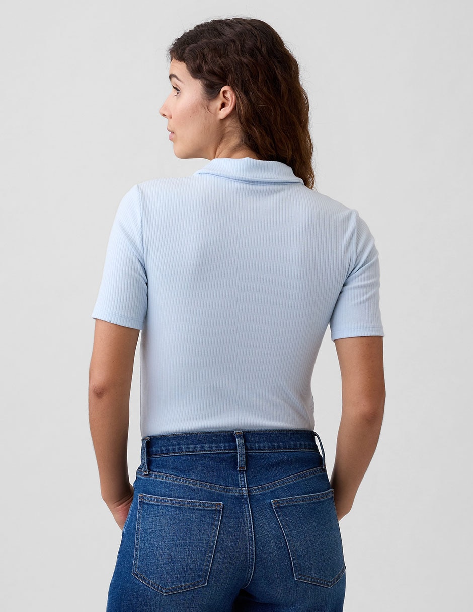Playera tipo polo para mujer
