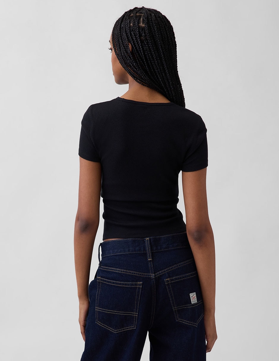 Playera manga corta cuello redondo para mujer 3